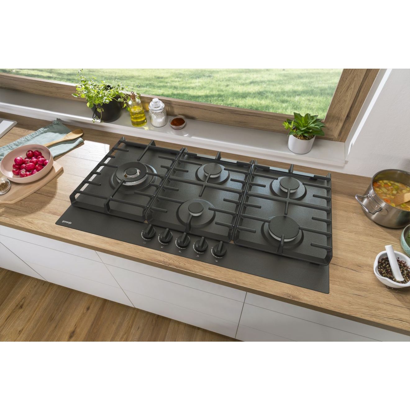 Gorenje Built-In Hob, 90 cm, 5 Gas Burners, Black- GW951MB