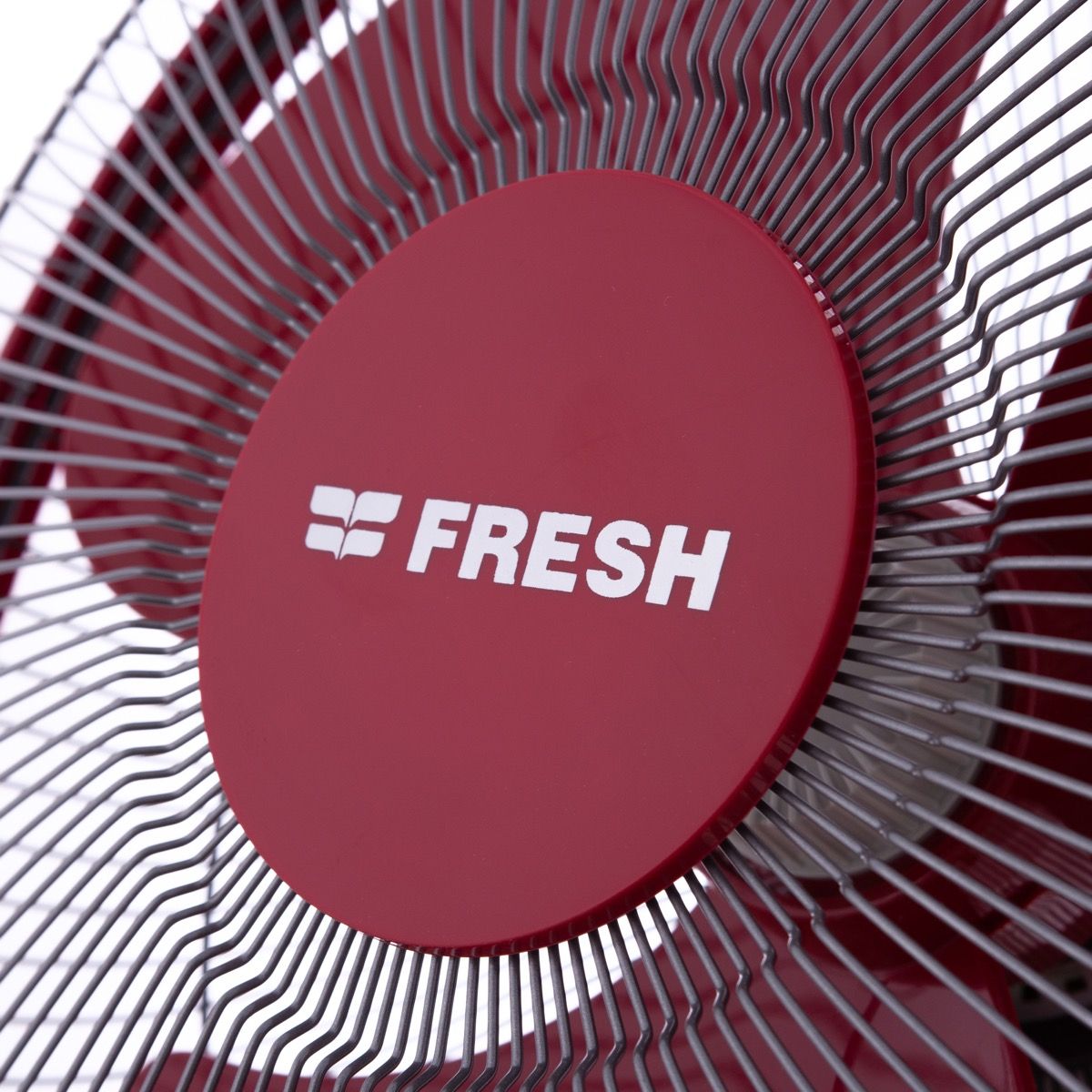 Fresh Brilliant Wall Fan, 16 Inch, Red - 500004513